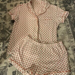 Roller rabbit limited edition sold out butterfly pajamas, pink and orange